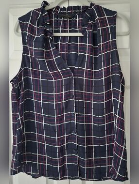 Banana Republic Plaid Ruffled Blouse Tank Blue & Purple Size L, Great Condition